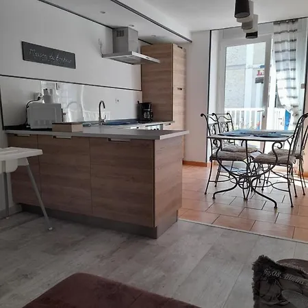 Le Neptune Апартаменты Арроманш-ле-Бен